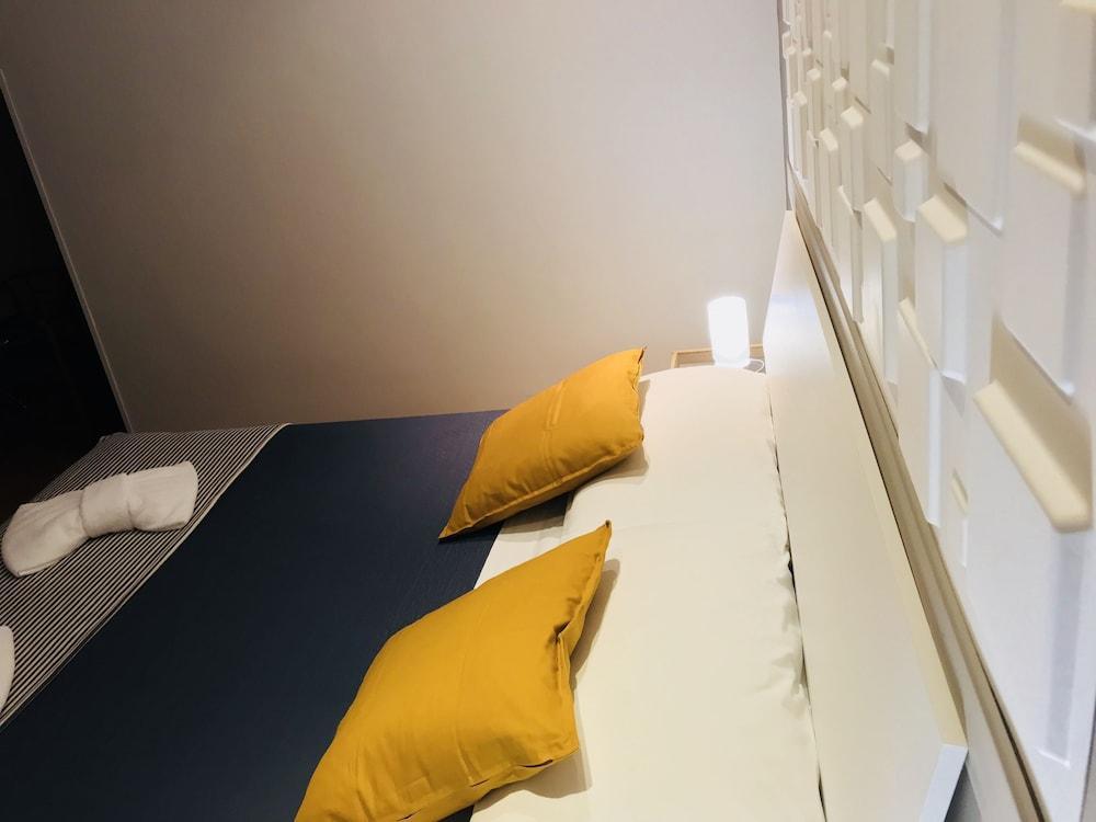 B&B Stesicoro Inhabit - Guesthouse City Center CTA Exteriör bild